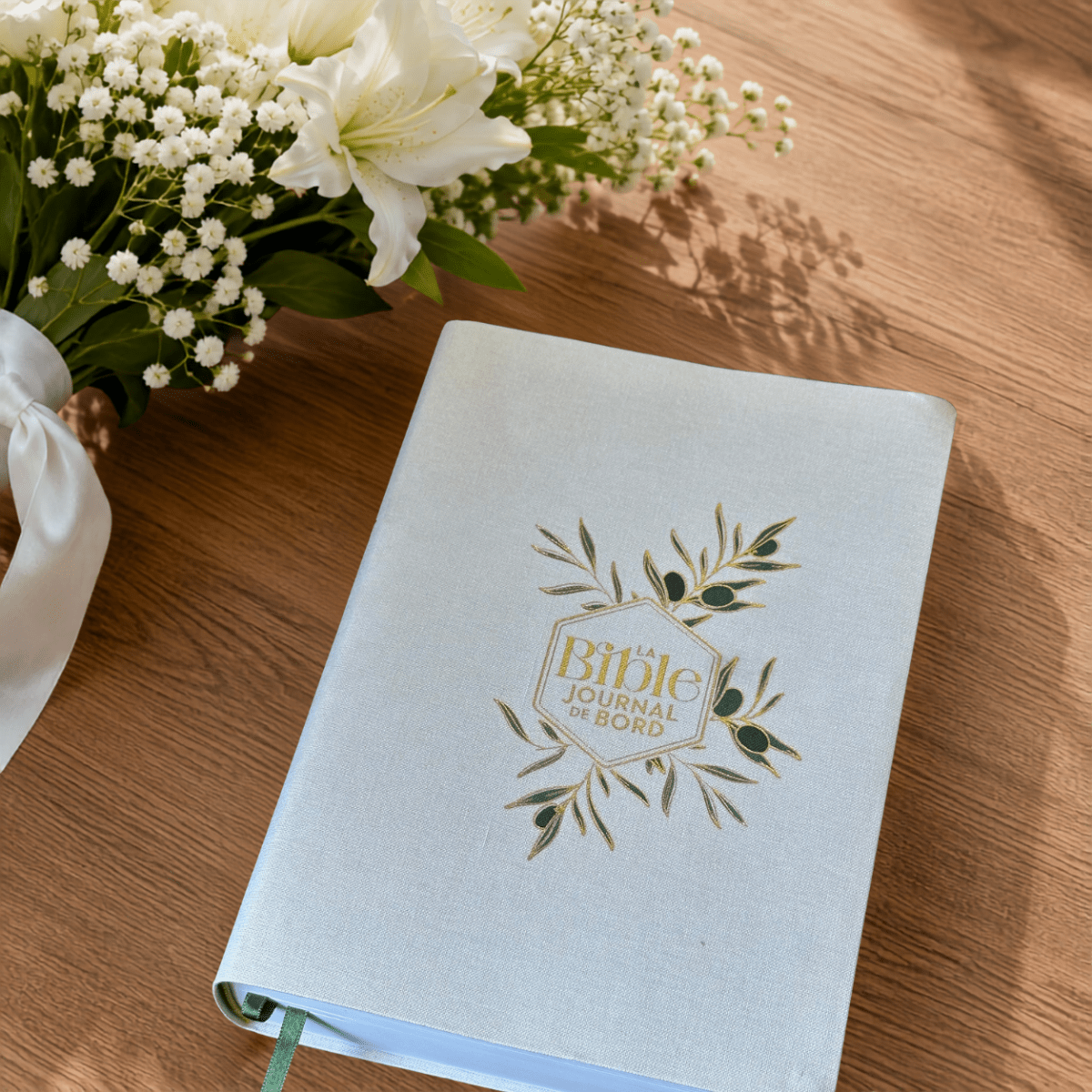   À la recherche d'idées cadeaux de  mariage  ?   Découvrez notre sélection de Bibles et livres.   